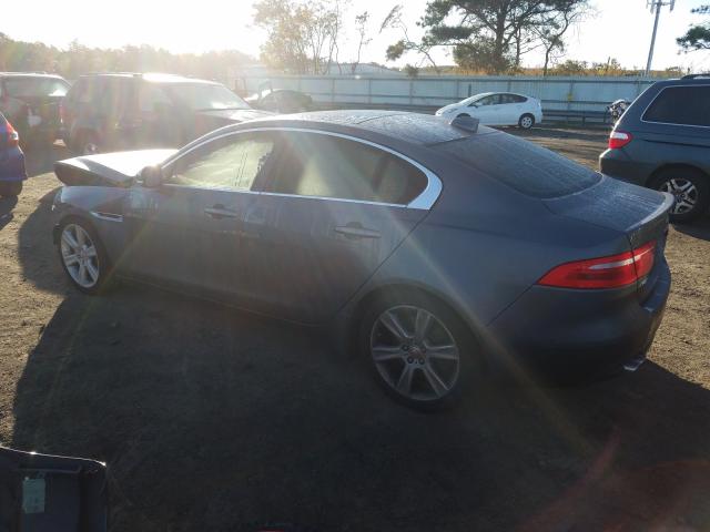 SAJAK4BN2HA944422  jaguar xe prestig 2017 IMG 2