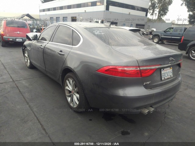 SAJBD4BN9HCY47964  jaguar xf 2016 IMG 2