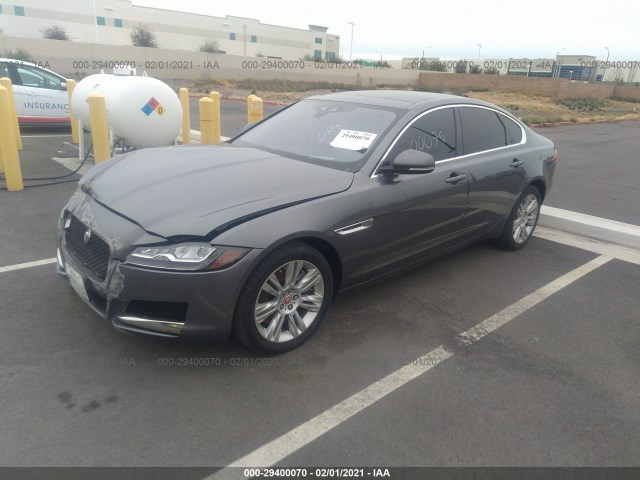 SAJBD4BV2HCY40015  jaguar xf 2017 IMG 1