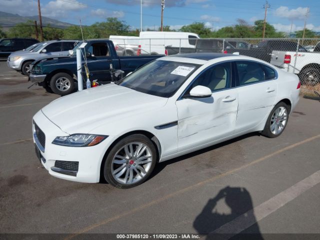 SAJBE4BV8HCY34300  jaguar xf 2016 IMG 1