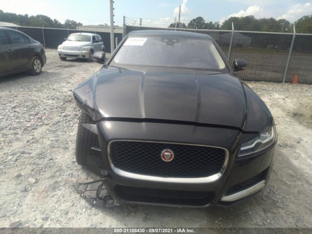 SAJBJ4BN7HCY31920  jaguar xf 2017 IMG 5