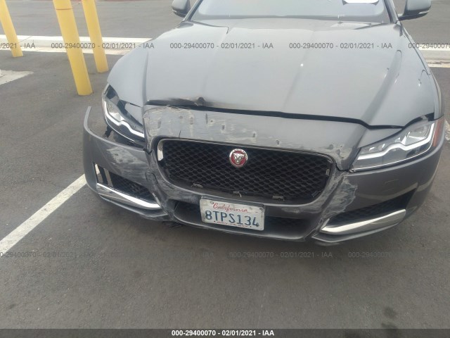 SAJBD4BV2HCY40015  jaguar xf 2017 IMG 5