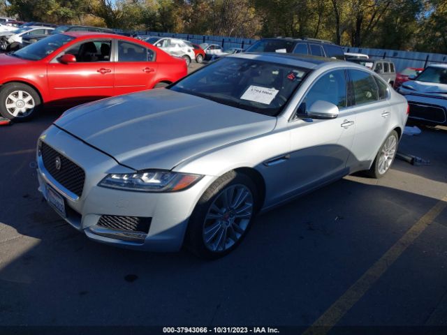 SAJBD4FX3KCY76475  jaguar xf 2018 IMG 1