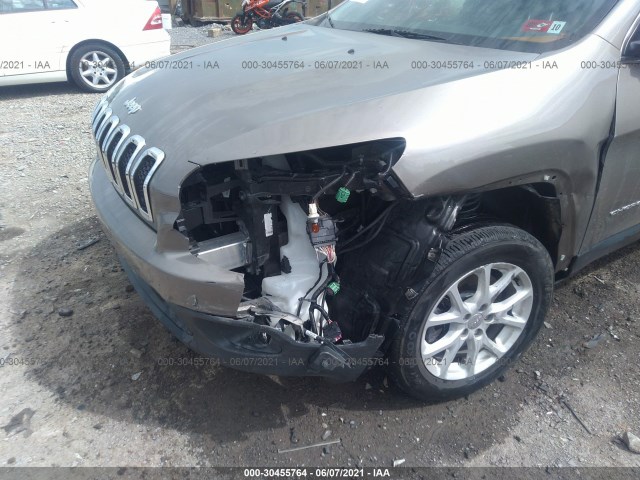 1C4PJLCB0GW257287  jeep cherokee 2016 IMG 5