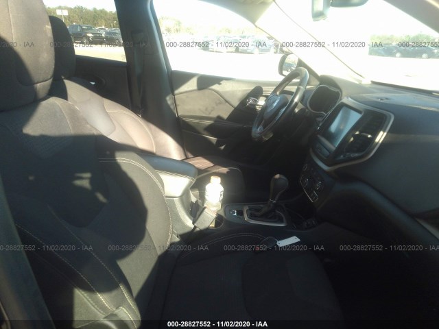 1C4PJLCB5GW264736  jeep cherokee 2016 IMG 4