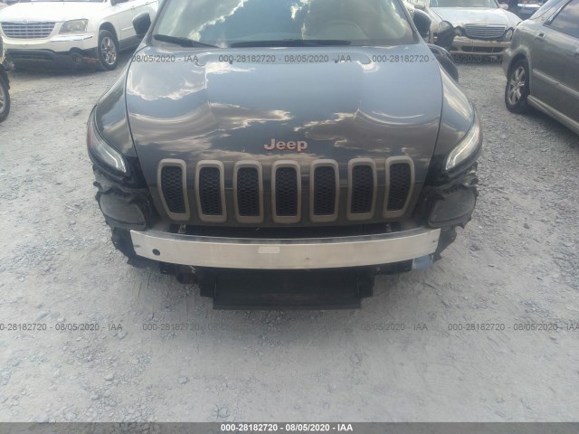 1C4PJLCB8GW324282  jeep cherokee 2016 IMG 5