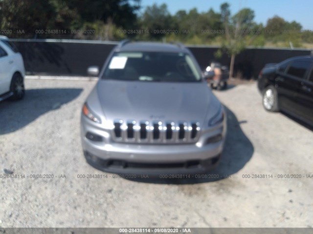 1C4PJLCB8HW586756  jeep cherokee 2017 IMG 5