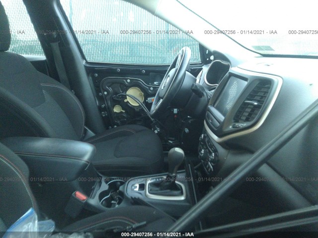 1C4PJMCB7GW316938  jeep cherokee 2016 IMG 4