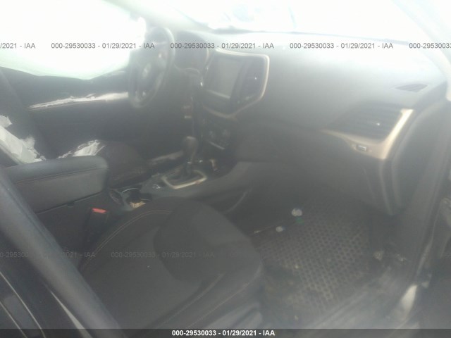 1C4PJMCB8GW227525  jeep cherokee 2016 IMG 4