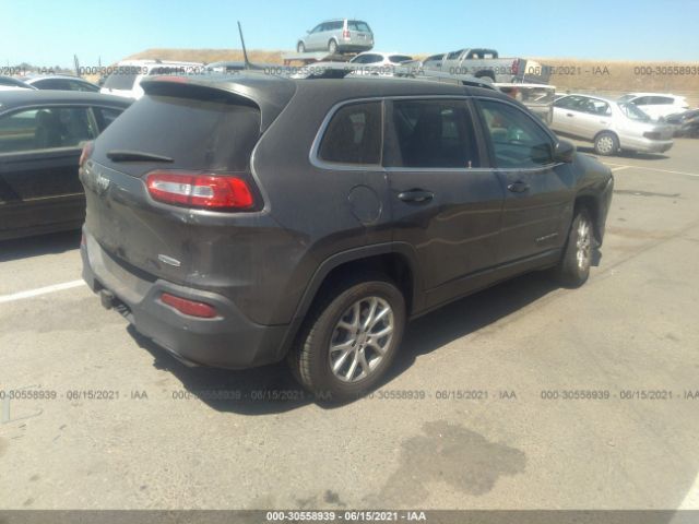 1C4PJMCS2HW563589  jeep cherokee 2017 IMG 3