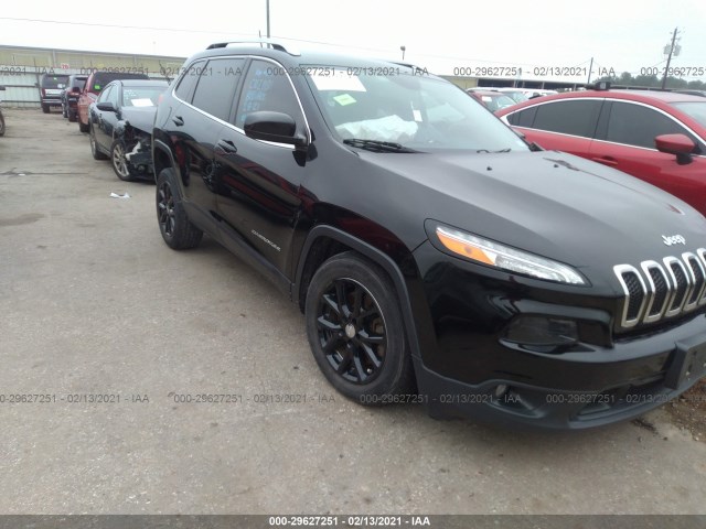 1C4PJLCB6HW641477  jeep cherokee 2017 IMG 0