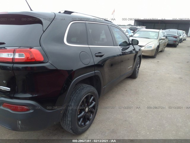 1C4PJLCB6HW641477  jeep cherokee 2017 IMG 3