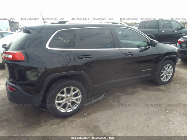 1C4PJLCBXHW641028  jeep cherokee 2017 IMG 3