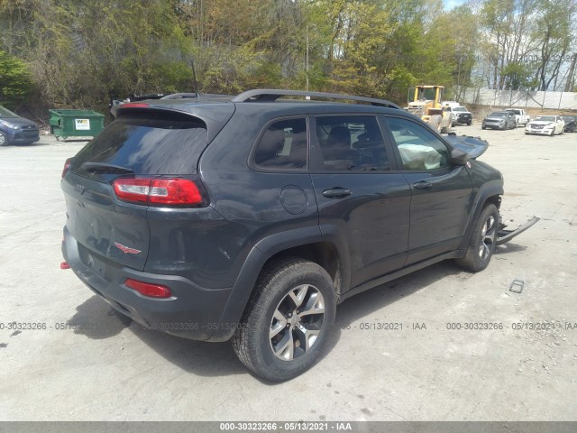 1C4PJMBB3HW528576  jeep cherokee 2017 IMG 3