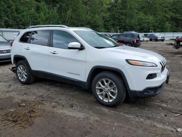 1C4PJMCS1HW630876  jeep cherokee 2017 IMG 3