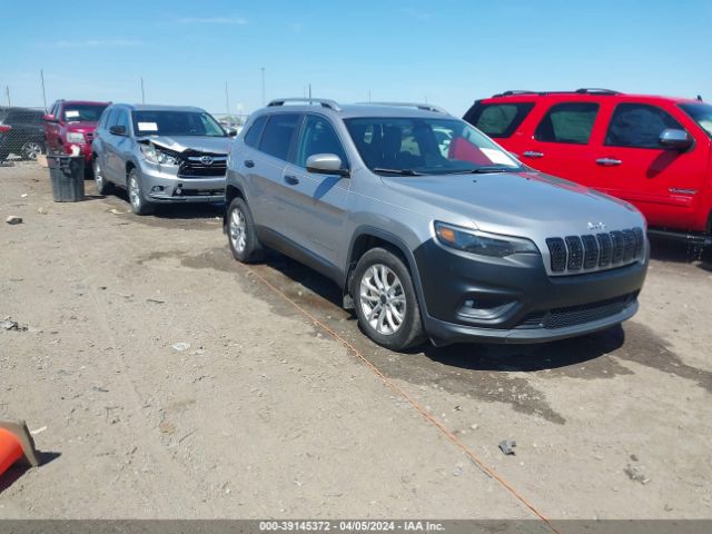 1C4PJLCB1KD302886  jeep cherokee 2018 IMG 0