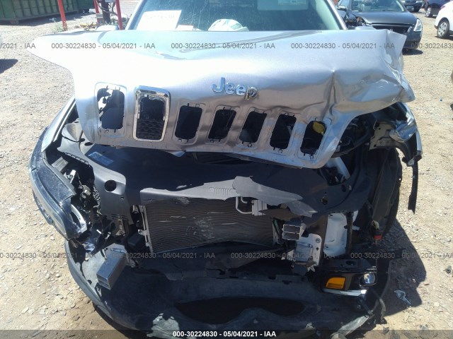 1C4PJLCB4KD366081  jeep cherokee 2019 IMG 5