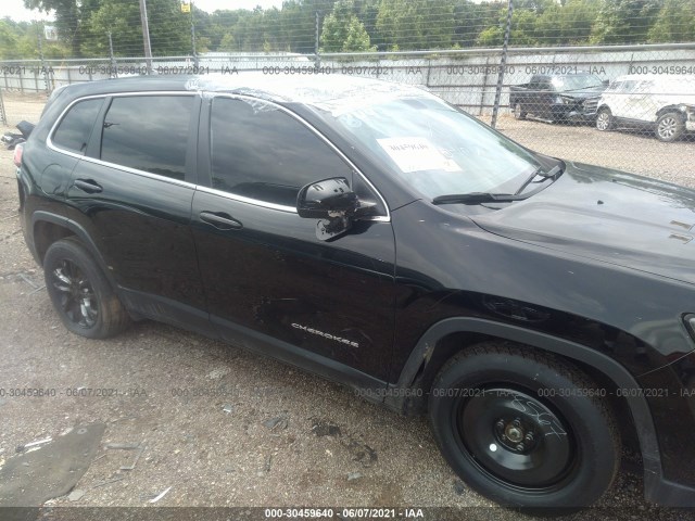 1C4PJLCB6KD332577  jeep cherokee 2019 IMG 5