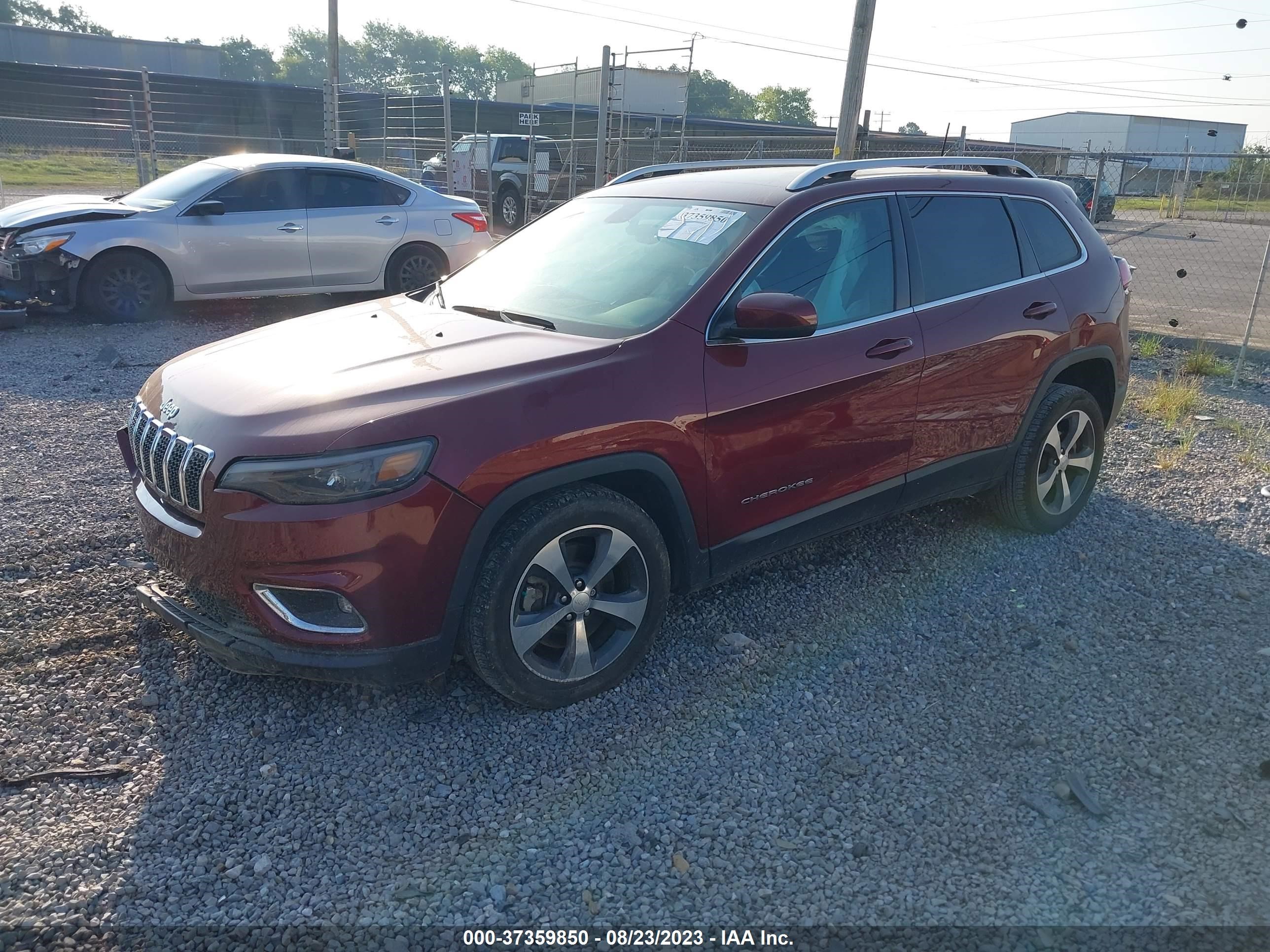 1C4PJLDBXKD326649  jeep cherokee 2019 IMG 1