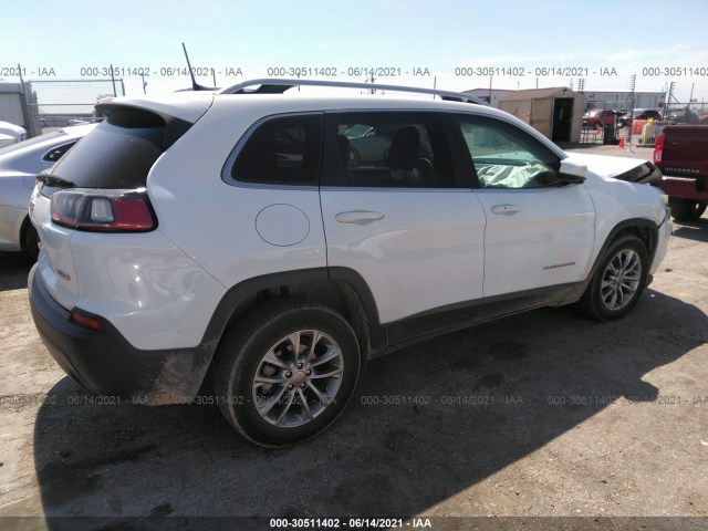 1C4PJLLB4KD249259  jeep cherokee 2018 IMG 3