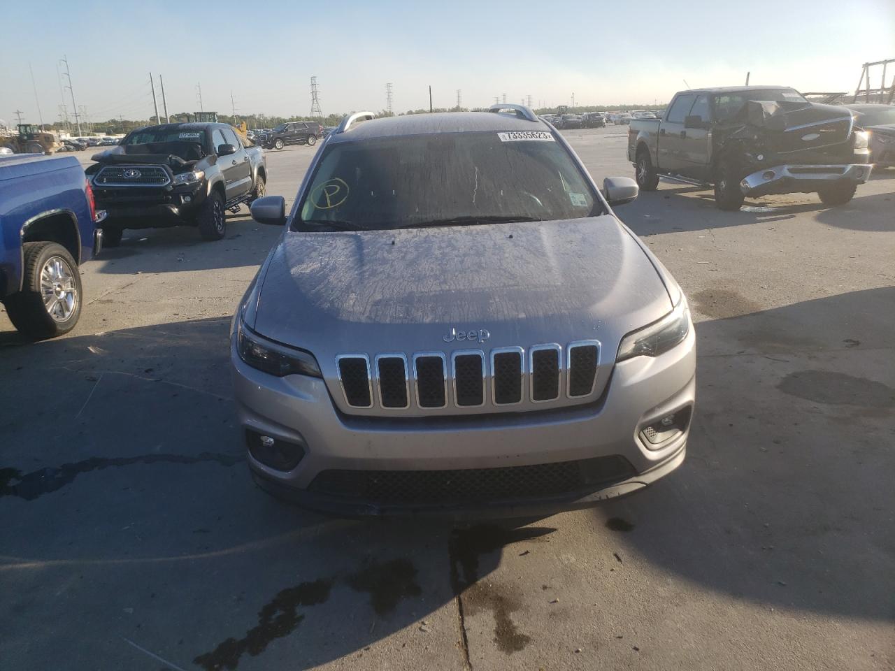 1C4PJLLB7KD184939  jeep cherokee 2018 IMG 4