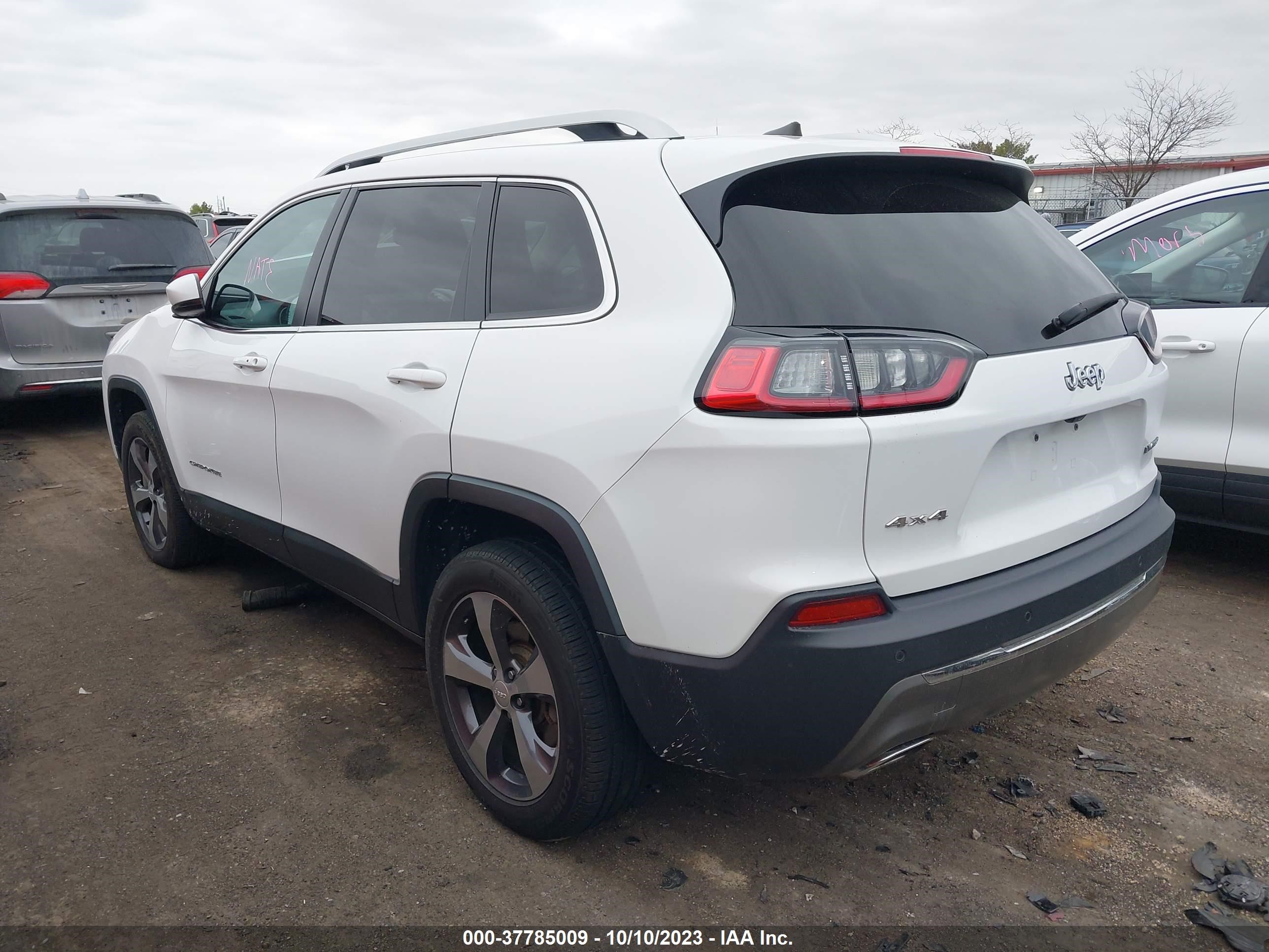 1C4PJMDX5KD341545  jeep cherokee 2018 IMG 2