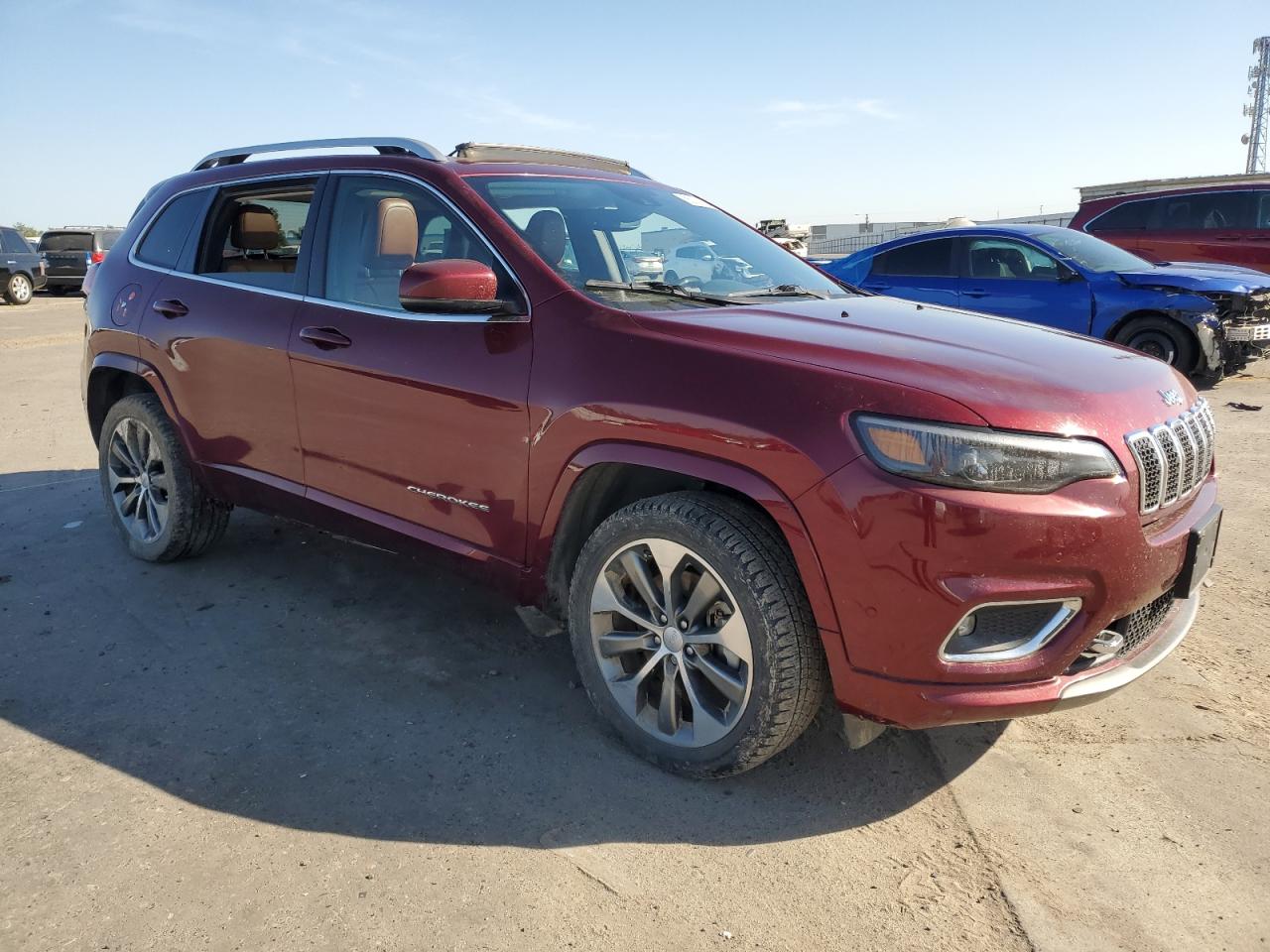 1C4PJMJX3KD382924  jeep cherokee 2018 IMG 3