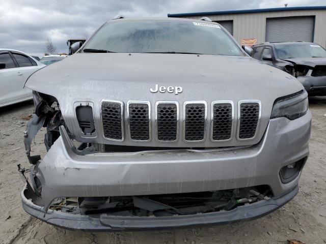 1C4PJMLB6KD157561  jeep cherokee 2018 IMG 4