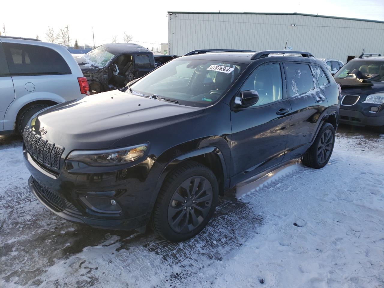 1C4PJMDX1KD468258  jeep cherokee 2019 IMG 0