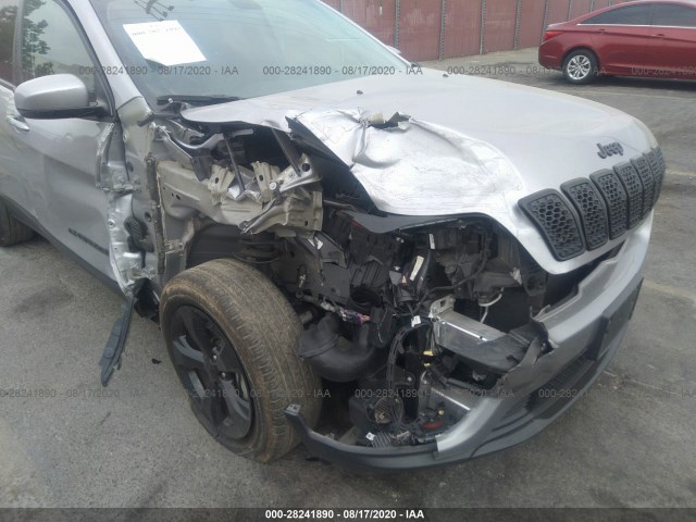 1C4PJMLN4KD469095  jeep cherokee 2019 IMG 5