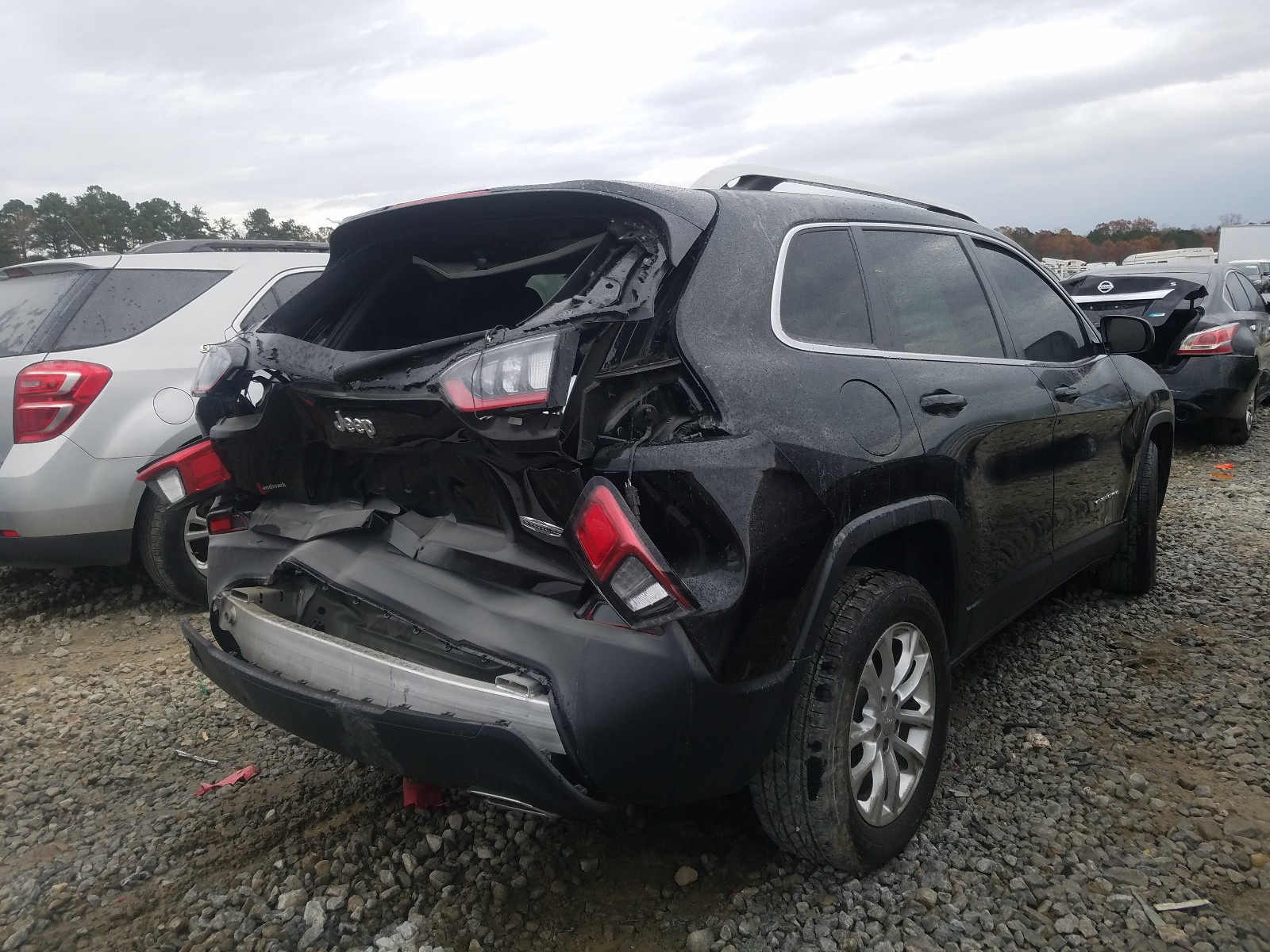 1C4PJLCX8KD452635  jeep cherokee l 2019 IMG 3