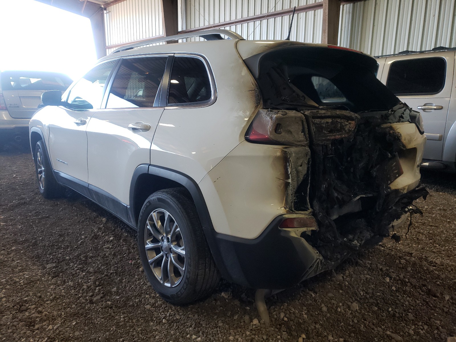 1C4PJLLB3KD312920  jeep cherokee l 2019 IMG 2