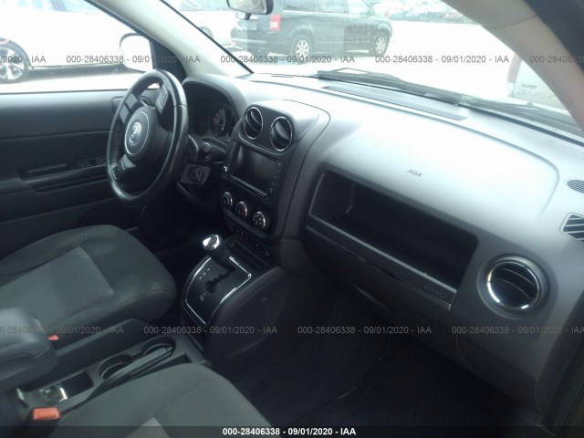 1J4NF1FB0BD188978  jeep compass 2011 IMG 4