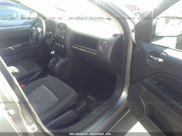 1J4NF1FB6BD277051  jeep compass 2011 IMG 4