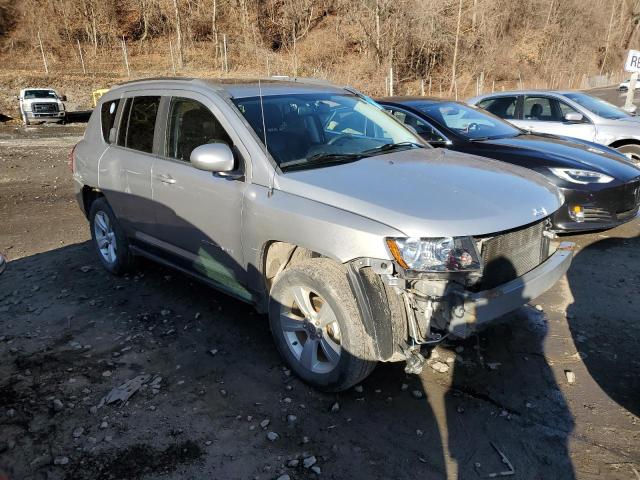 1C4NJDEB8FD207046  jeep compass 2015 IMG 3