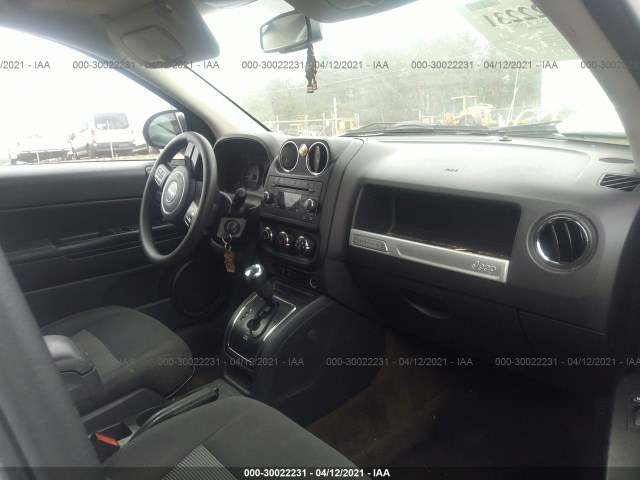 1C4NJDBBXGD757256  jeep compass 2016 IMG 4