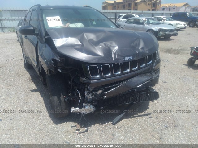 3C4NJCAB5JT233302  jeep compass 2018 IMG 5