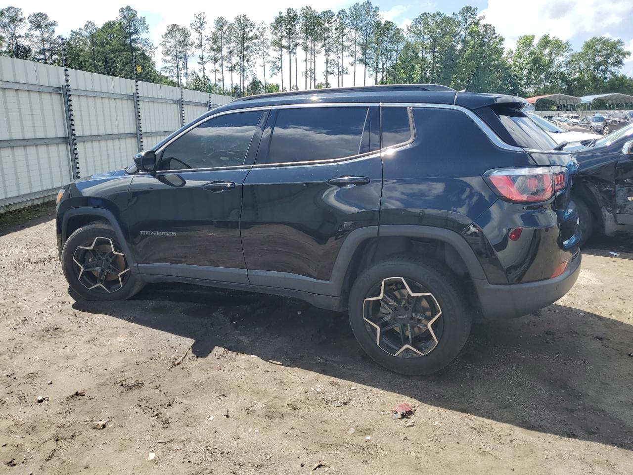 3C4NJCBB1HT658654  jeep compass 2017 IMG 1