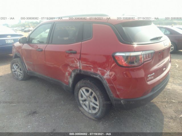 3C4NJDAB8JT131594  jeep compass 2018 IMG 2