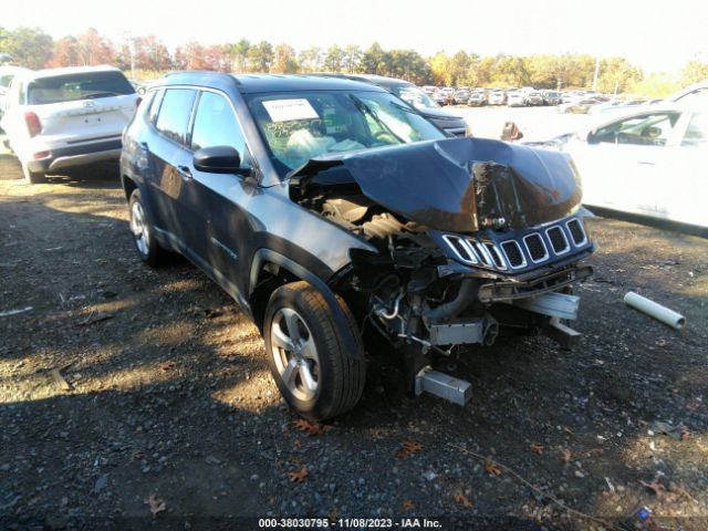 3C4NJDBB2HT579032  jeep compass 2017 IMG 0