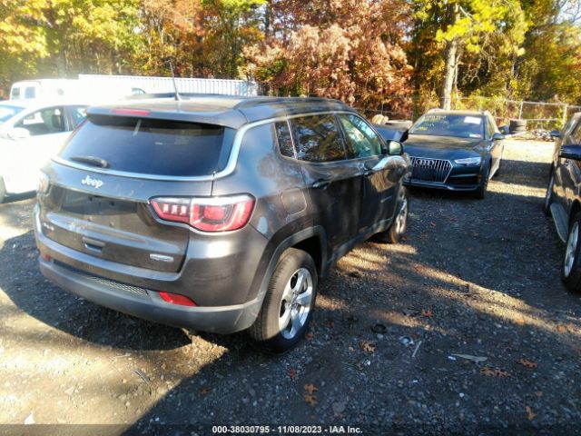 3C4NJDBB2HT579032  jeep compass 2017 IMG 3