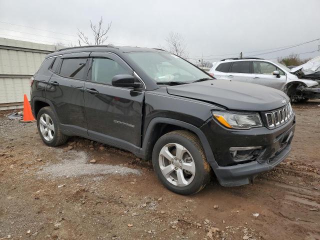 3C4NJDBB3JT270840  jeep compass 2018 IMG 3