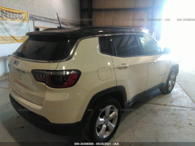 3C4NJDBB4JT142333  jeep compass 2018 IMG 3