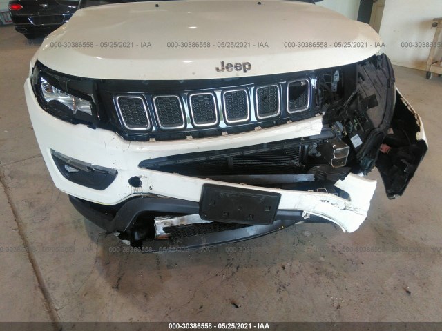 3C4NJDBB4JT142333  jeep compass 2018 IMG 5