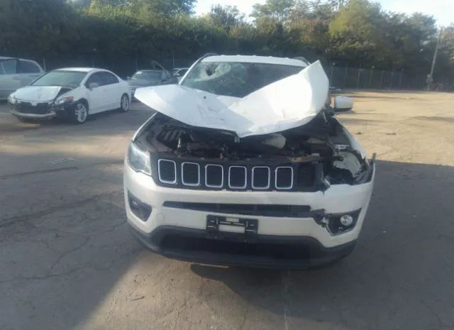 3C4NJDBB4JT231044  jeep compass 2018 IMG 5