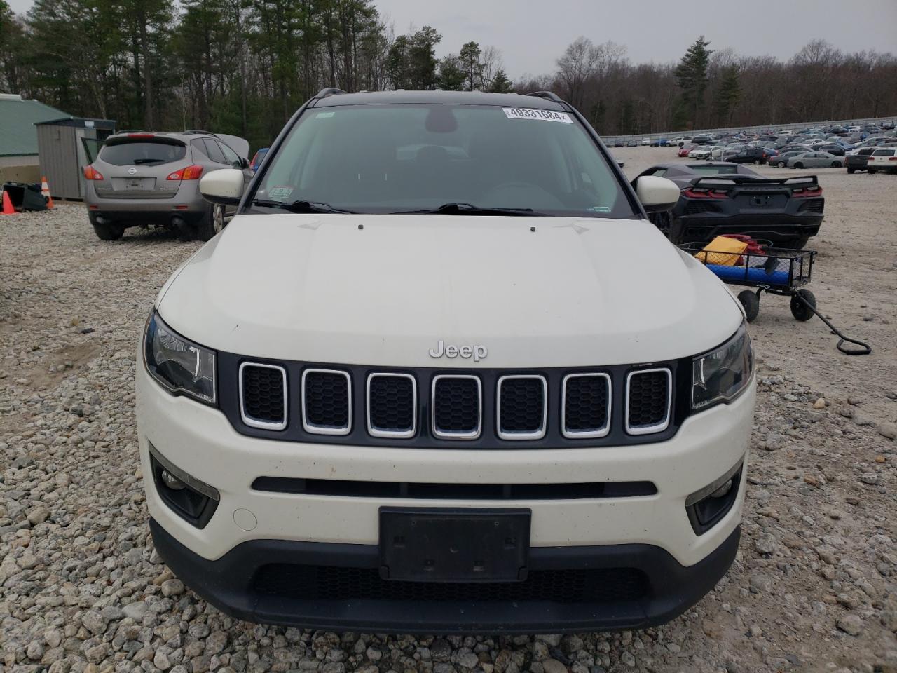 3C4NJDBB5JT103508  jeep compass 2017 IMG 4