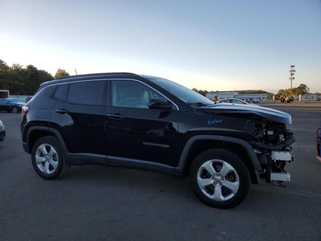 3C4NJDBB7JT155268  jeep compass 2018 IMG 3