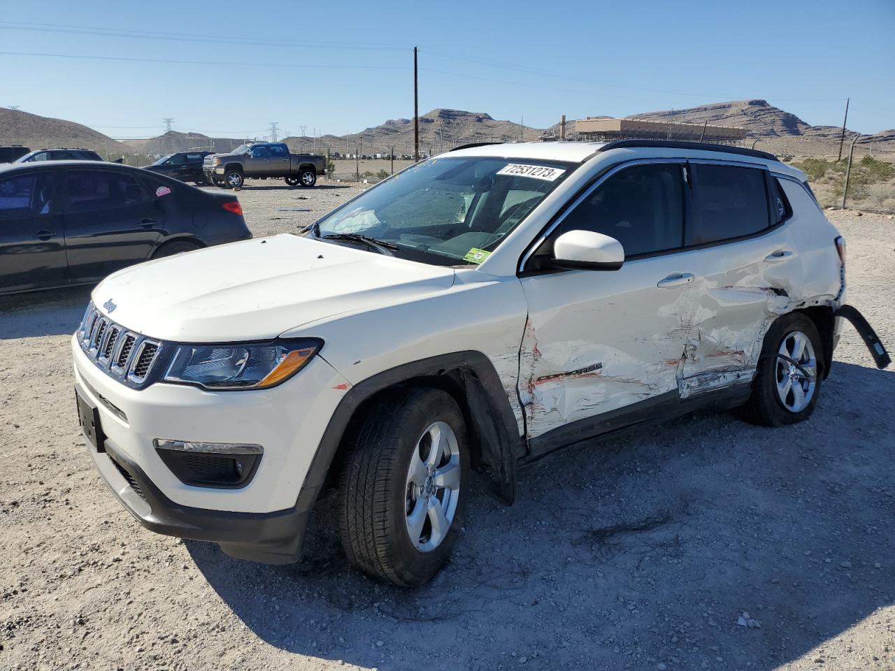 3C4NJDBB8JT138866  jeep compass 2017 IMG 0