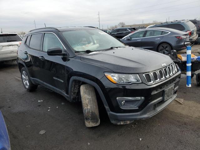 3C4NJDBB8JT161080  jeep compass 2018 IMG 3