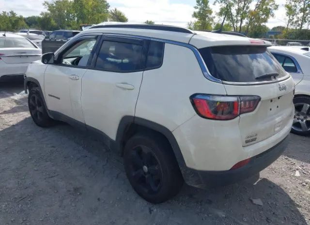 3C4NJDBB8JT174945  jeep compass 2018 IMG 2